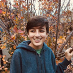 Meet your Posher, Avery